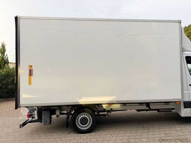 Skříňová dodávka MERCEDES-BENZ Sprinter 316 CDI Koffer Ladebordwand 3,5t Autom.