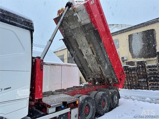 Kipper Volvo FH540 8x4 tipper w/ new dual clutch.