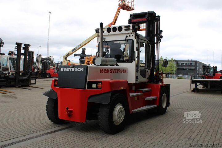 Chariots élévateurs diesel Svetruck 16120-38