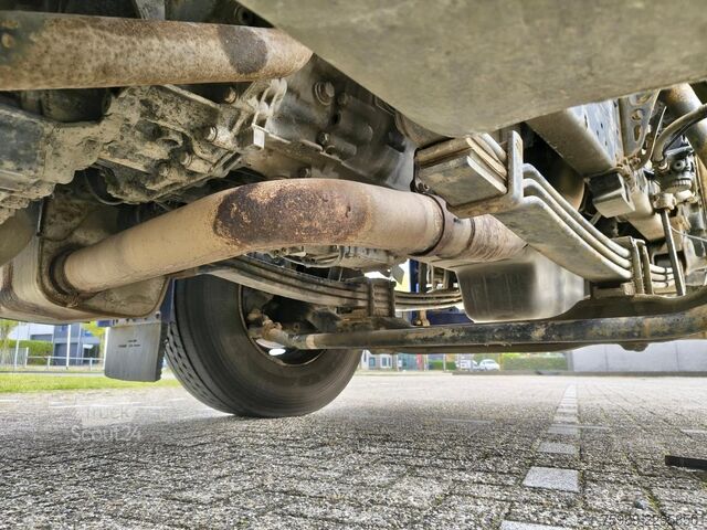 Valigia MAN TGA 26.430 6x2  695145 km original, RETARDER Go...
