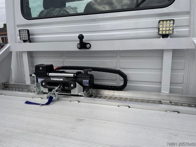 Furgone trasportatore di auto PEUGEOT Boxer Schiebeplateau 435 165Ps Blue HDi Euro6