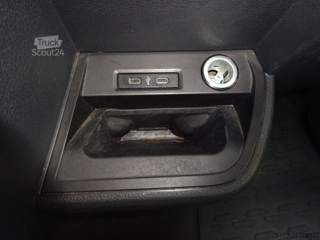 Kemperis VOLKSWAGEN California T6.1 DSG 199PS 4MOTION Beach Edition