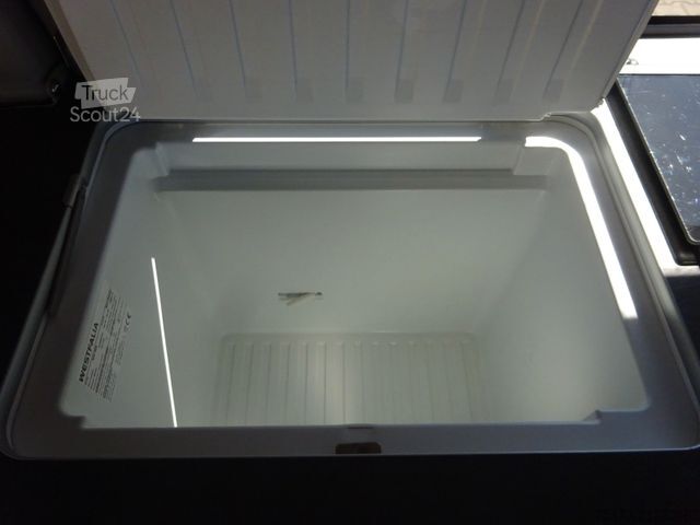 Τροχόσπιτο αυτοκινούμενο FORD Nugget Plus 150PS Autm. Navi AHK Markise