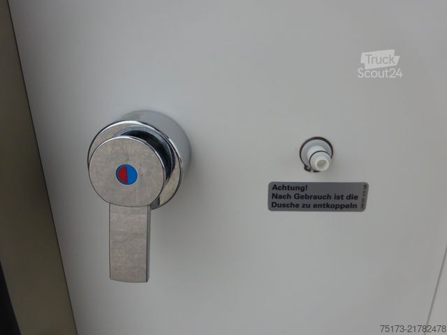 Τροχόσπιτο αυτοκινούμενο FORD Nugget 185PS Aut. Aufstelldach Xenon ParkAssist