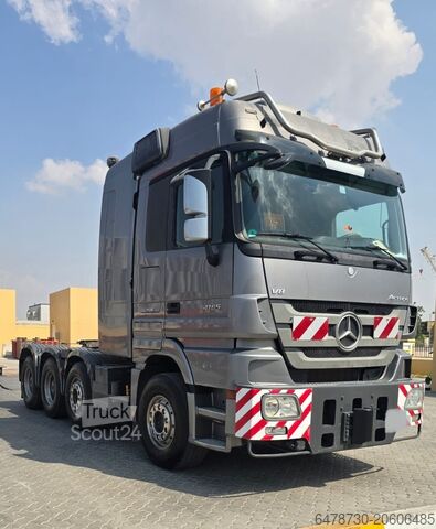 شاحنة شديدة التحمل Mercedes Actros 8 x 4