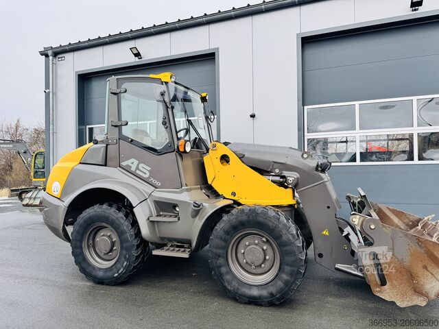 Radlader MECALAC AS 700 SCHWENKLADER - 1. HAND