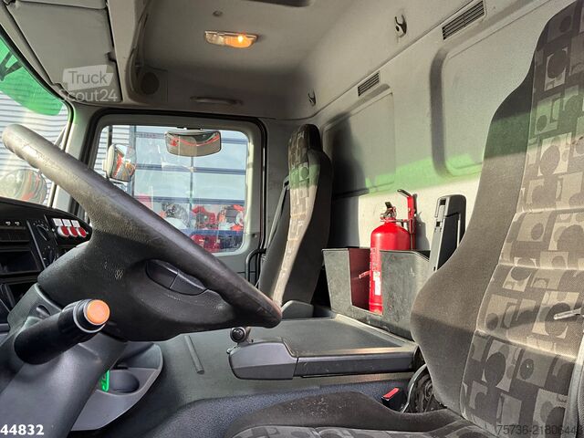 Відсмоктувач Mercedes-Benz Actros 4141 8x4 Kroll Saug/Spul aufbau