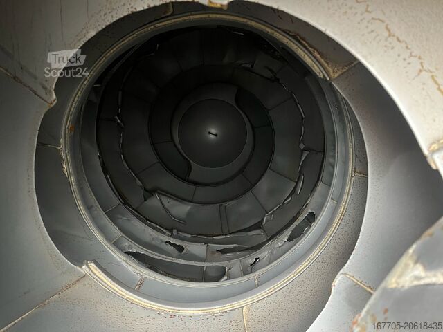 Concrete mixer truck Astra HD9 84.48