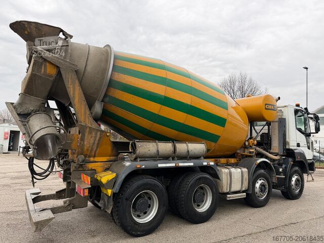 Concrete mixer truck Astra HD9 84.48