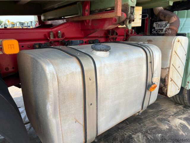 Kipper met kraan MAN TGA 26.480 6x4 tipper + HMF crane