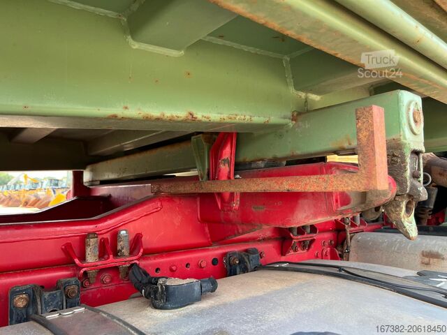 Kipper met kraan MAN TGA 26.480 6x4 tipper + HMF crane