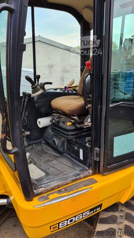 Minibagger JCB 8065 Oil Quick40 & Greifer 3 Löffel