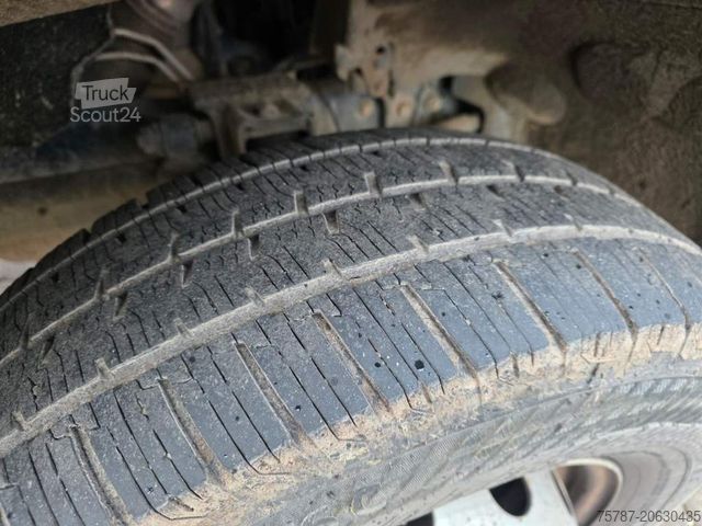 Driezijdige kipper bestelwagen IVECO 70C18 3-Seiten-Kipper, AHK, Klima