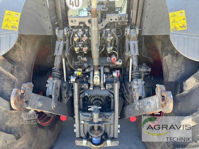 Traktor Fendt 828 VARIO S4