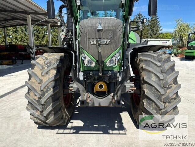 Traktor Fendt 828 VARIO S4