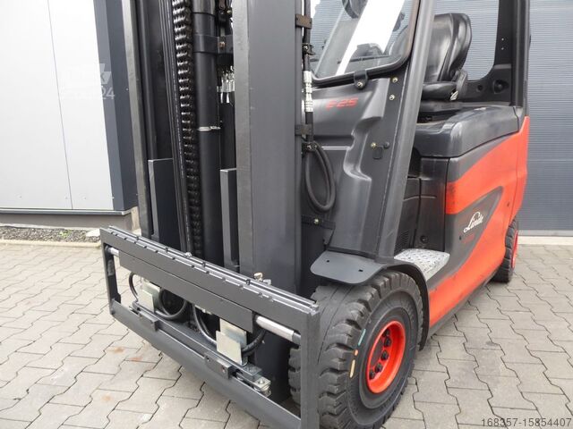 Frontstapler Linde E25H-01/600