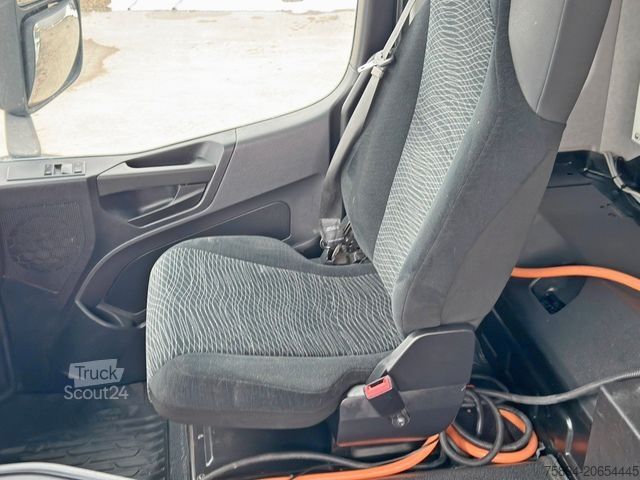 Betonpumpu sunkvežimis MERCEDES-BENZ AROCS 3743 * Betonpumpe + FUNK * 8x4 * TOP