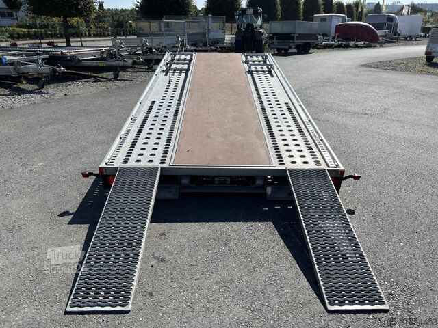 Furgone trasportatore di auto HUMBAUR MTK 304722 Autotransporter