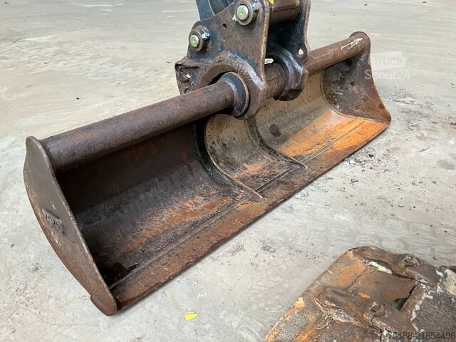حفارة صغيرة Bobcat E 26