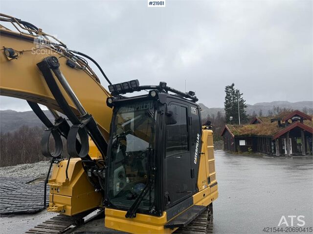Gravemaskine med larvebånd CAT 325