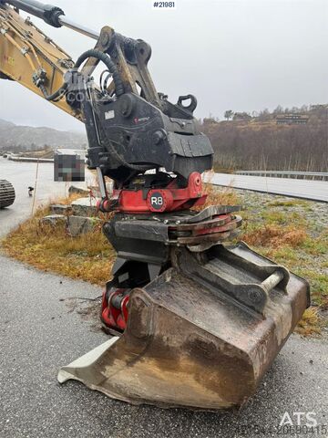 Gravemaskine med larvebånd CAT 325
