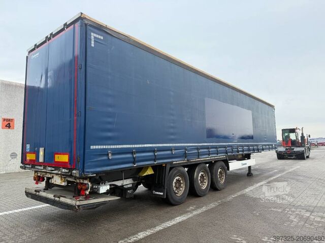 Bâches coulissantes Krone 3 axle curtainside trailer