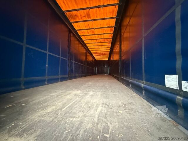 Bâches coulissantes Krone 3 axle curtainside trailer
