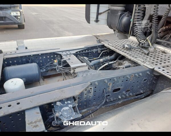 وحدة جرار قياسية IVECO TRATTORE IVECO S-WAY 460 LNG METANO