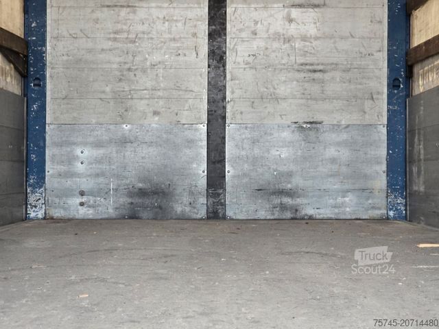 Swap chassis trailer WECON AWD 218 * 2X VORHANDEN * FASSI KRAN * REMOTE