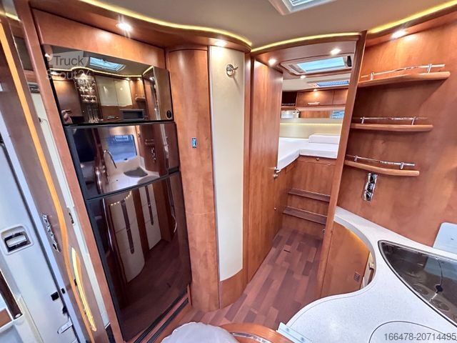 Integriertes Wohnmobil CARTHAGO Chic C-Line I 4.9 *Einzelbetten-Hubbett*