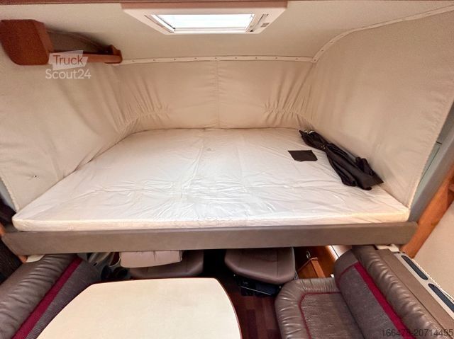 Integriertes Wohnmobil CARTHAGO Chic C-Line I 4.9 *Einzelbetten-Hubbett*