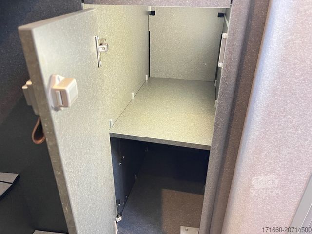 Semi-integrated camper HYMER/ERIBA ML-T CrossOver 570 18 Zoll Delta, LUND, KLIMA