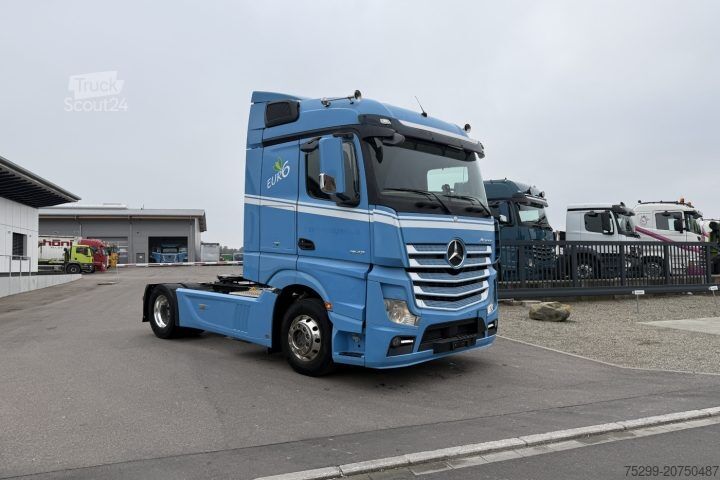 Standaard trekker Mercedes-Benz Actros 1843 4x2 / Swiss-Vehicle