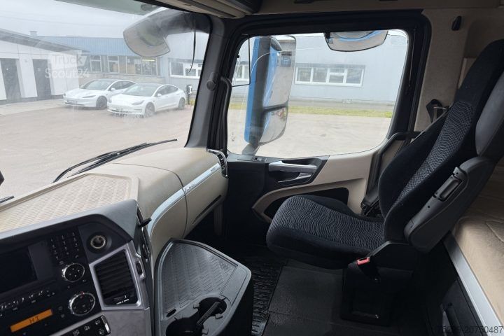 Standaard trekker Mercedes-Benz Actros 1843 4x2 / Swiss-Vehicle