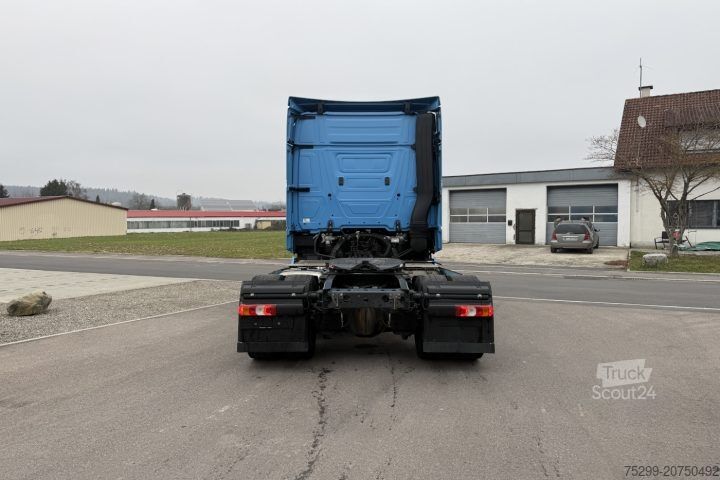 Standaard trekker Mercedes-Benz Actros 1843 4x2 / Swiss-Vehicle