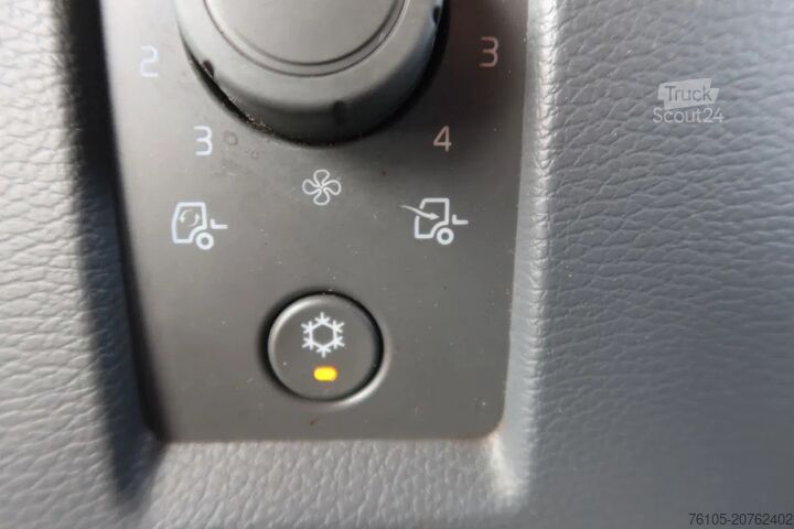 Koffer Volvo FL Bak + Dhollandia klep 2000 Kg