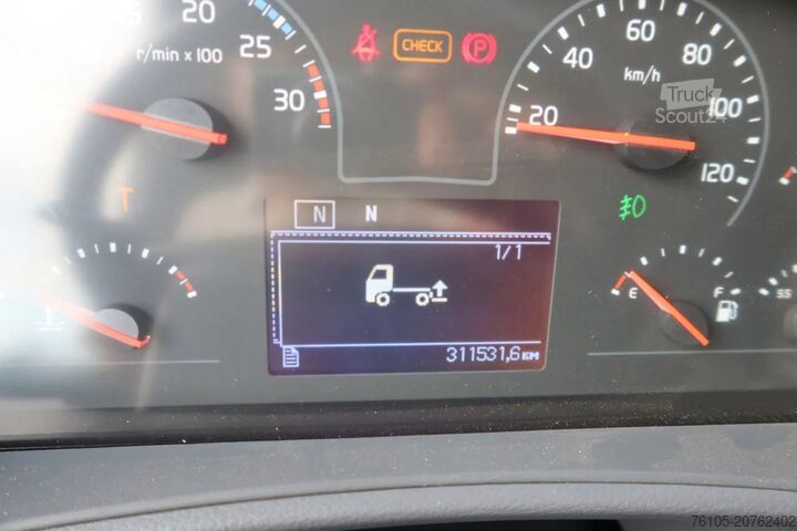 Koffer Volvo FL Bak + Dhollandia klep 2000 Kg