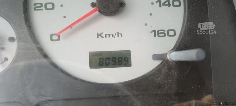 Kravas automašīna ar darba platformu Nissan Cabstar Multitel 180 ALU AF - 18 m