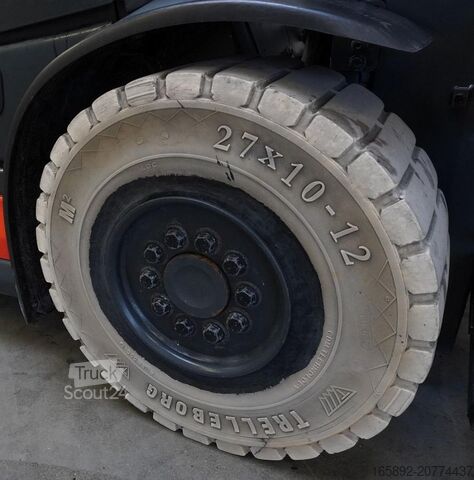 Chariot élévateur Linde H 30 T 1202