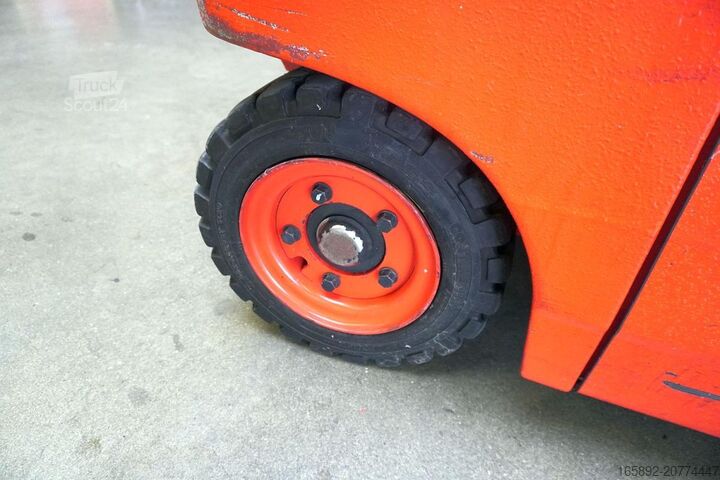 Viličar Linde E 20 PH 386