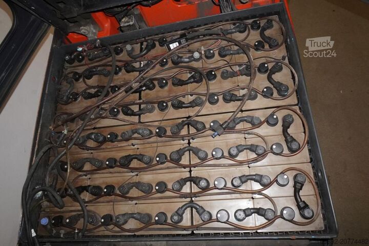 Viličar Linde E 35 HL 387