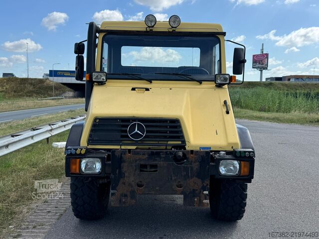 Sklápěč MercedesBenz Unimog U140