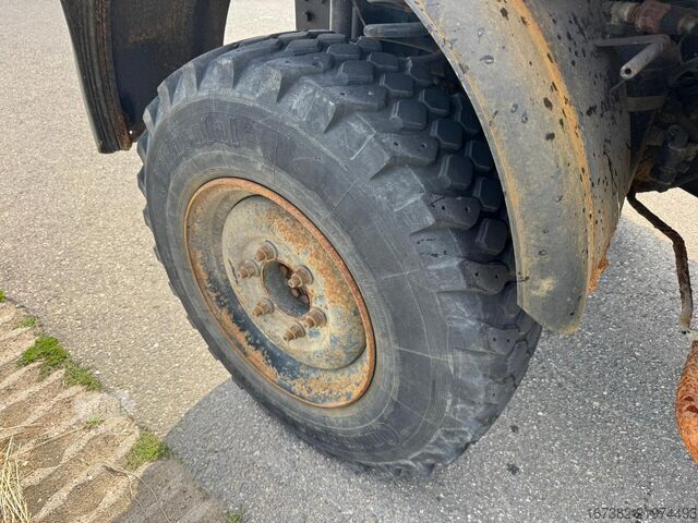 Pašizgāzējs Mercedes-Benz Unimog U140