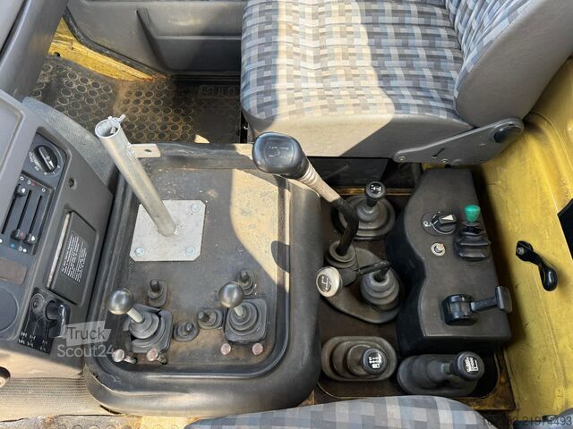 Pašizgāzējs Mercedes-Benz Unimog U140