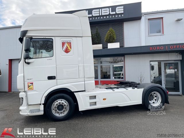 Standardni vlačilec DAF XF 530 SSC*2xTank*Standklima*Retarder*TV*Leder*