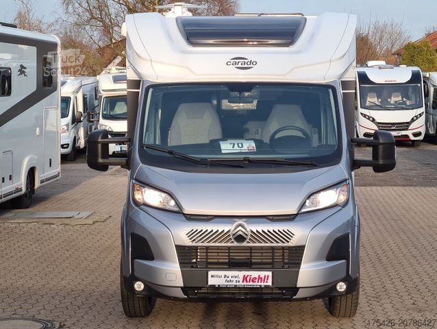 Ημιενσωματωμένο αυτοκινούμενο τροχόσπιτο CARADO T 328 *Für 5 Personen*pro + Paket*TV-Paket*