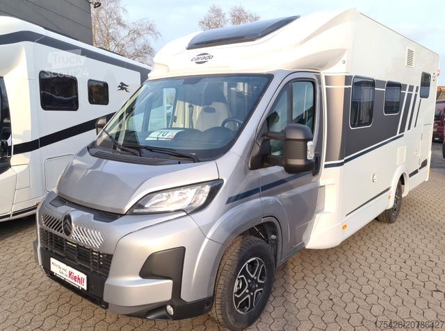 Ημιενσωματωμένο αυτοκινούμενο τροχόσπιτο CARADO T 328 *Für 5 Personen*pro + Paket*TV-Paket*