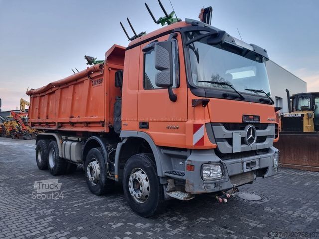 Τρίπλευρο ανατρεπόμενο φορτηγό MERCEDES-BENZ Mercedes-Benz 4144