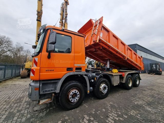 Τρίπλευρο ανατρεπόμενο φορτηγό MERCEDES-BENZ Mercedes-Benz Actros 4144