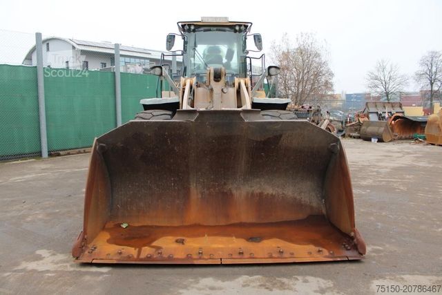 Riteņu iekrāvējs CATERPILLAR 966 MXE - Nr.: 724